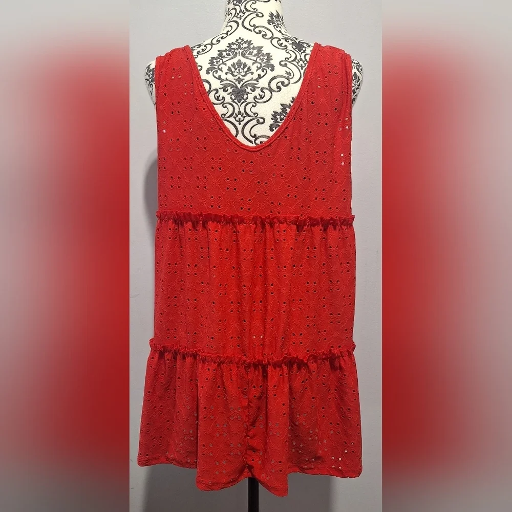 Bibi XL Red Eyelet Top - Picture 3 of 5